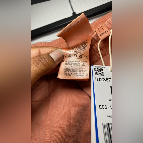 Men Trefoil Essentials + Dye Woven Shorts - Picture 6 of 8